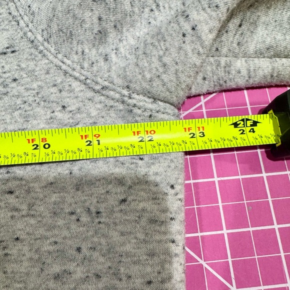 Carhartt Clarksburg Women’s Grey Asphalt Heather Hoodie #102791 - Size Large - Picture 4 of 6